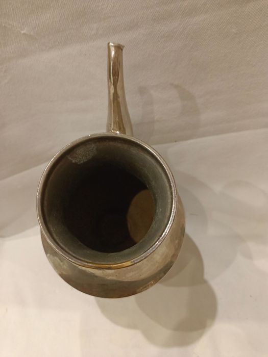 Sprzedam posrebrzane naczynia .