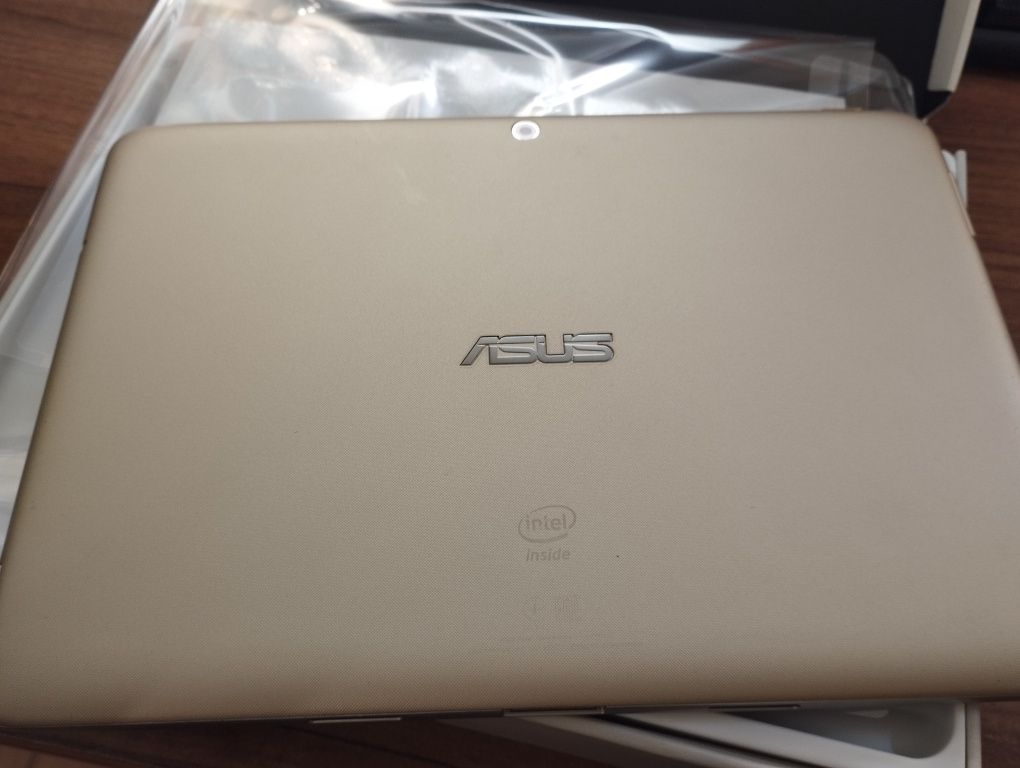 Планшет Asus Transformer Pad TF303CL