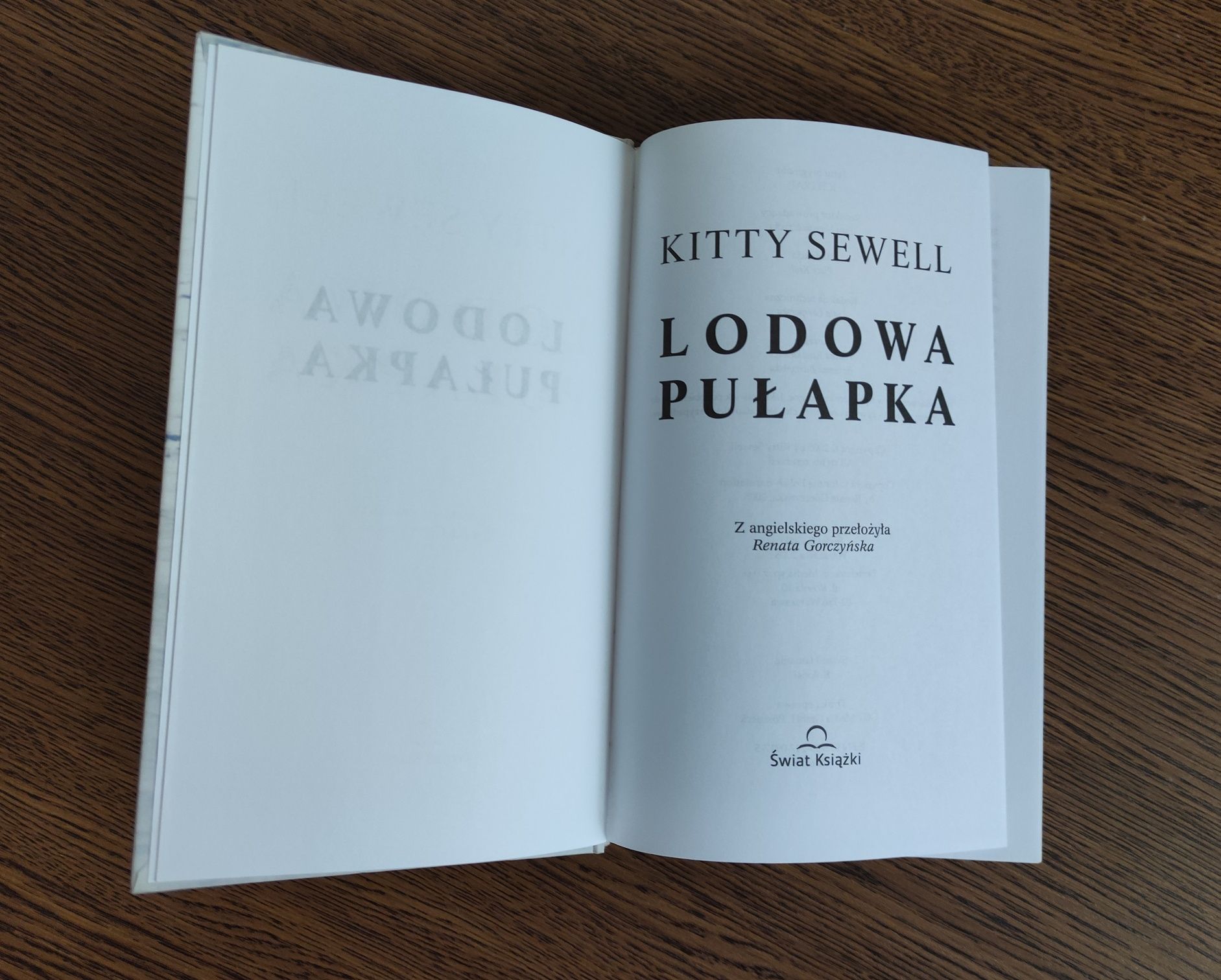 Powieść Kitty Sewell "Lodowa pułapka"