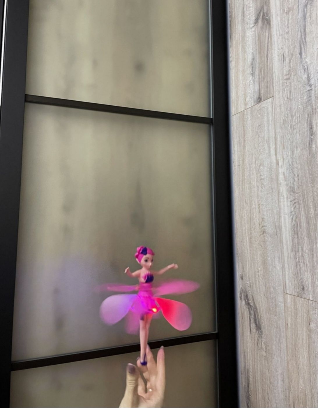 Фея летающая літаюча сенсорна игрушка шар Flying Fairy кукла