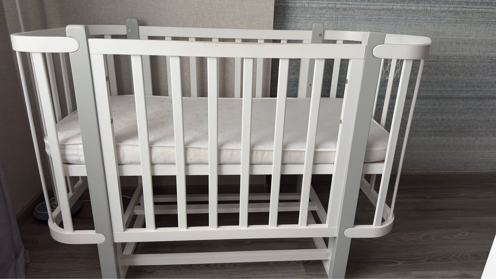 Продам дитячу колиску