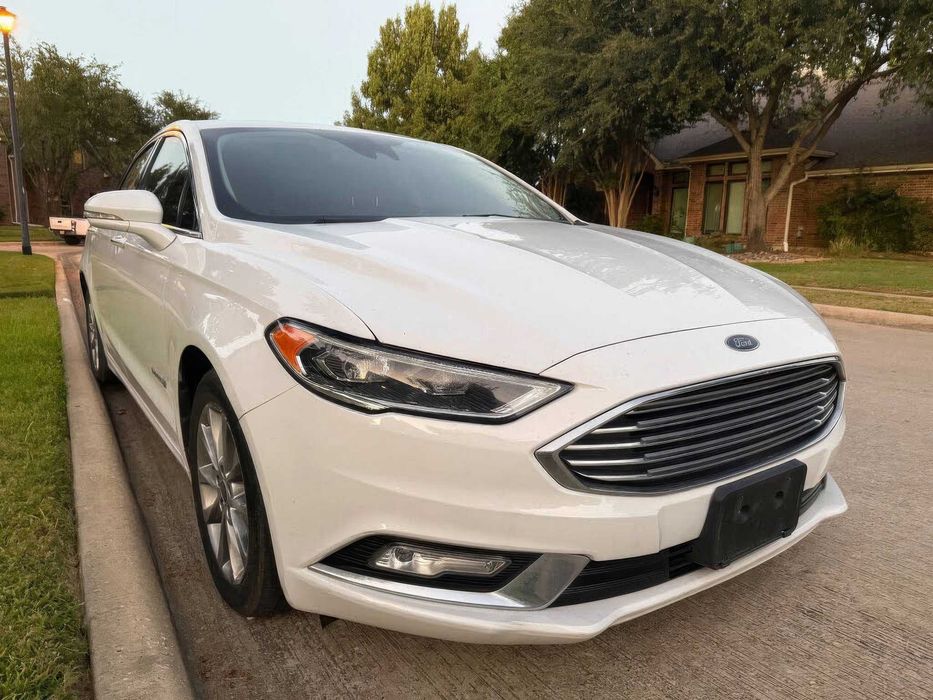 Ford Fusion      2018
