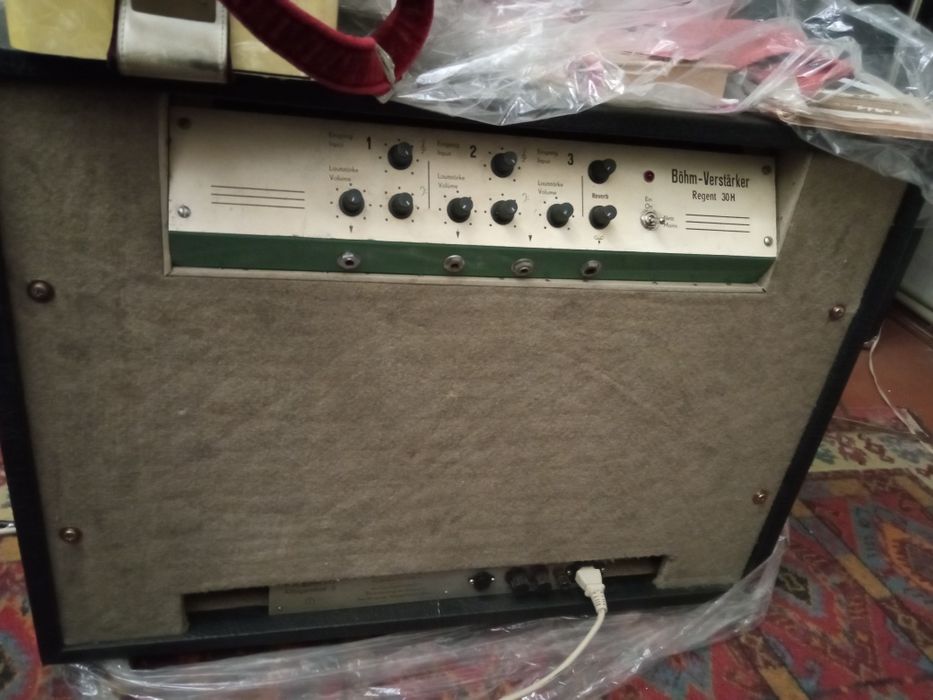 Регент, ламповий підсилювач.