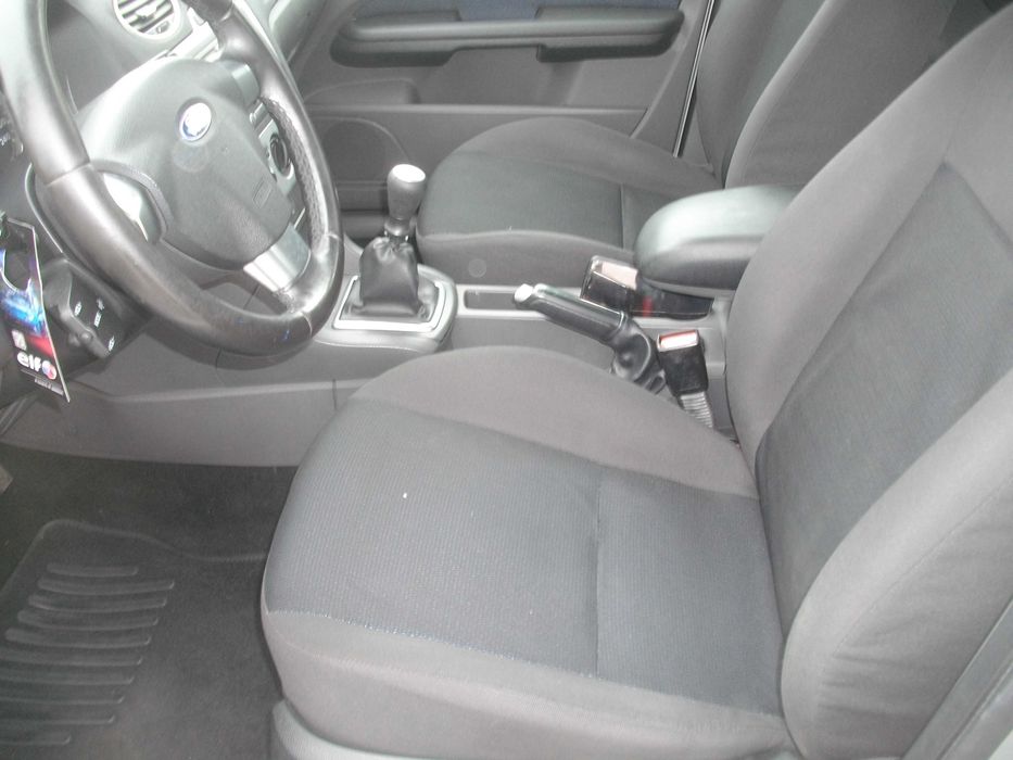 Ford Focus 1.6 TDCI 110cv de 2006 Impecável