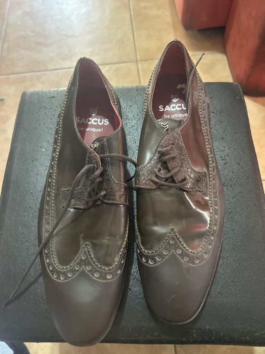 Sapatos. Novos.