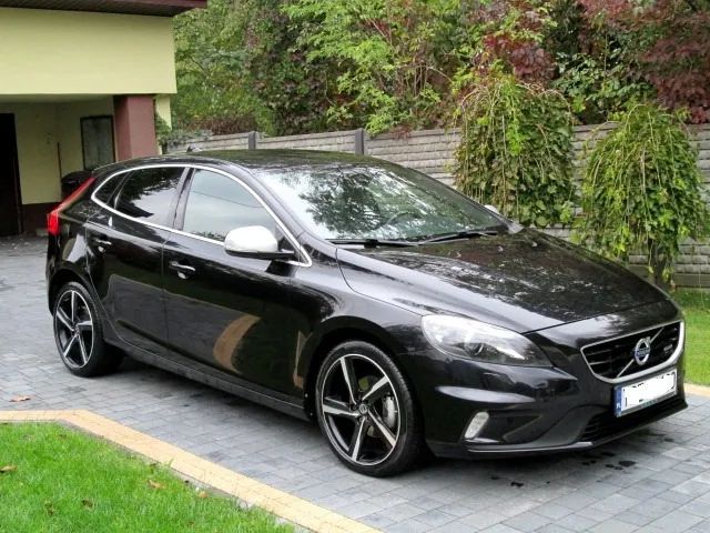 Volvo V40 R-DESIGN 1.6 D 116 ps