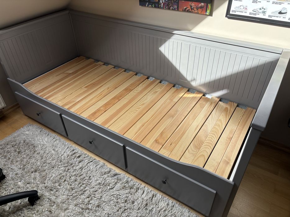 Łóżko hemnes z 3 szufladami i 2 materace ikea