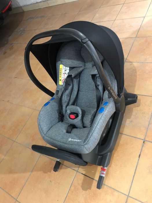 Fotelik Nosidełko AVIONAUT Pixel + baza - zadbany!