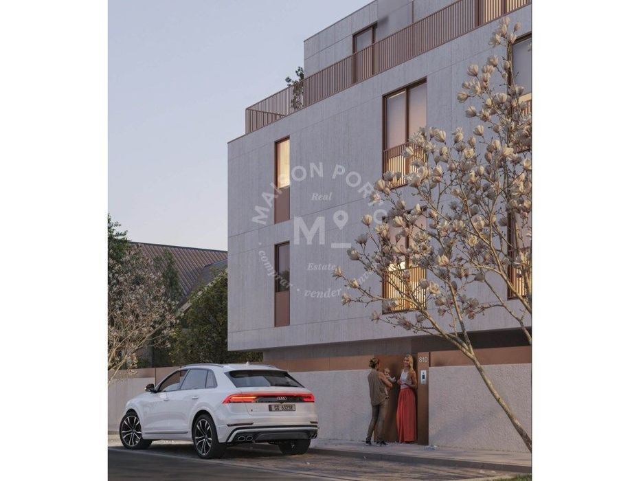 Apartamento T1 com Terraço e Lugar de Estacionamento no Fojo em Can...