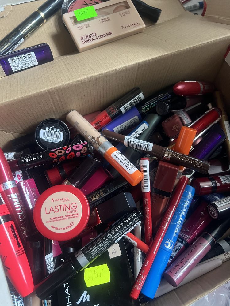 Kosmetyki do makijażu Rimmel