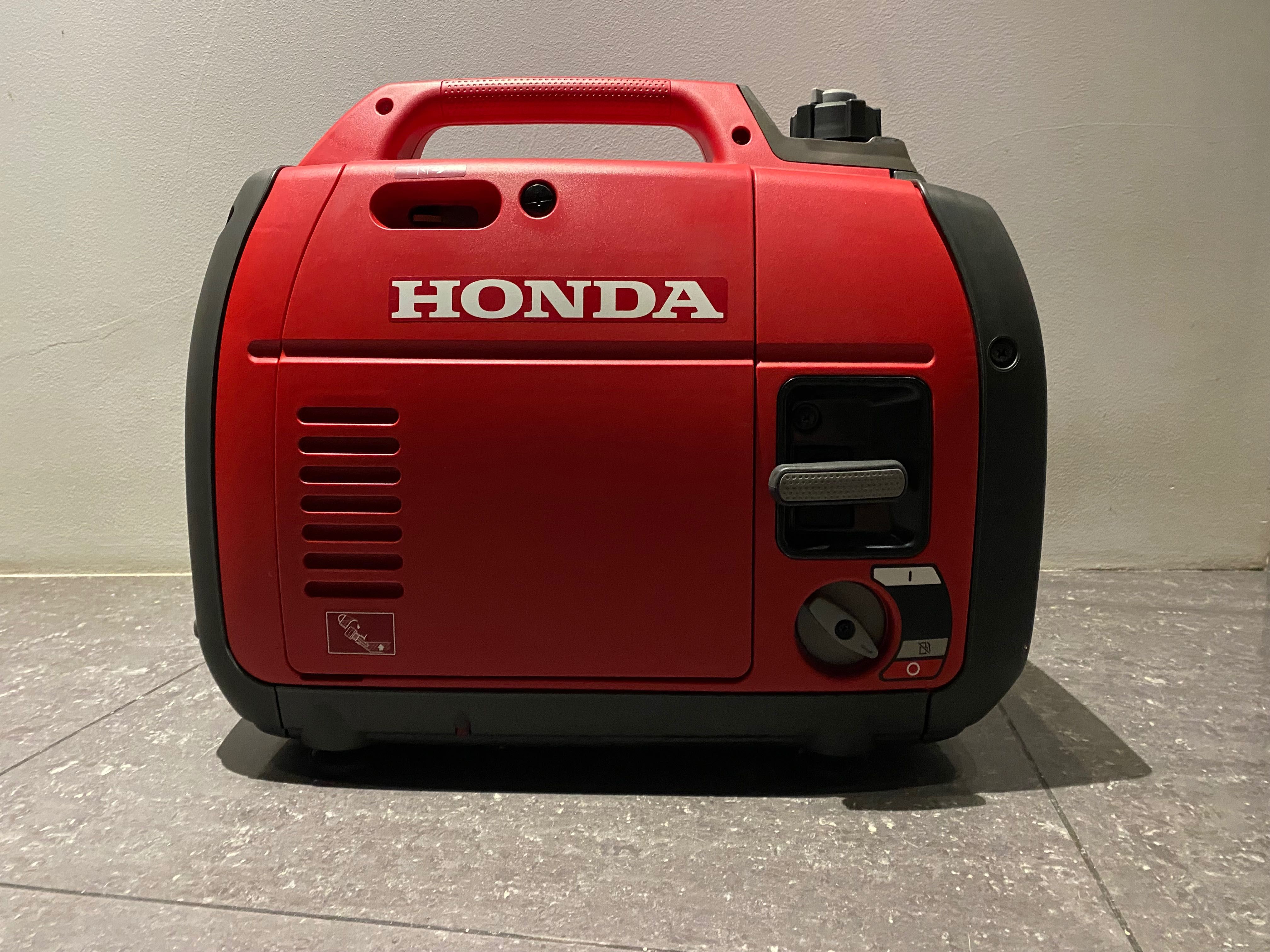 Генератор Honda EU22i 2,2kw, інвенторний з бензиновим двигуном