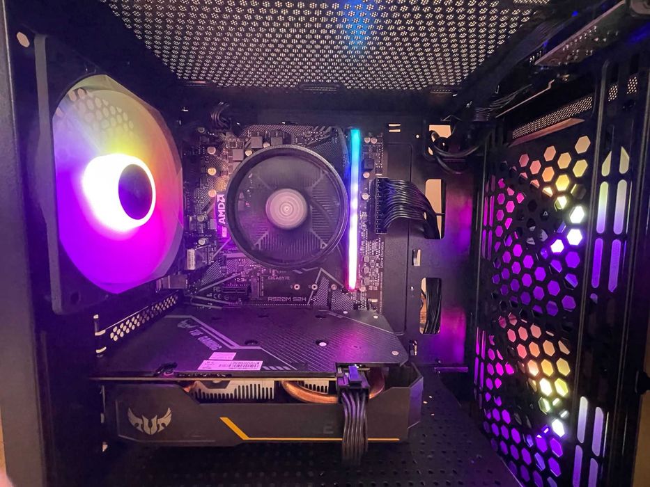 PC gaming | Ryzen 5 3600x | GTX 1660 SUPER