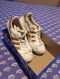 Tenis Adidas Novas