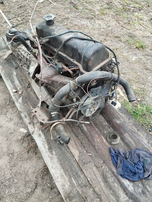 Продам коробка пятиступка у зборі з мотором і  передня балка