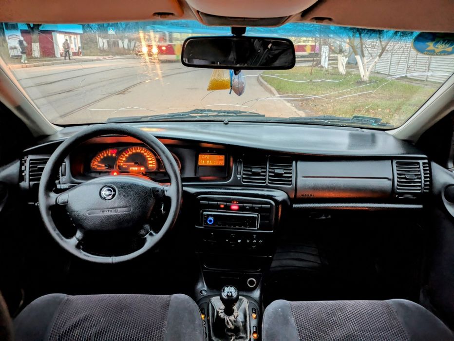 Opel Vectra B 2002г. 2.0 Дизель