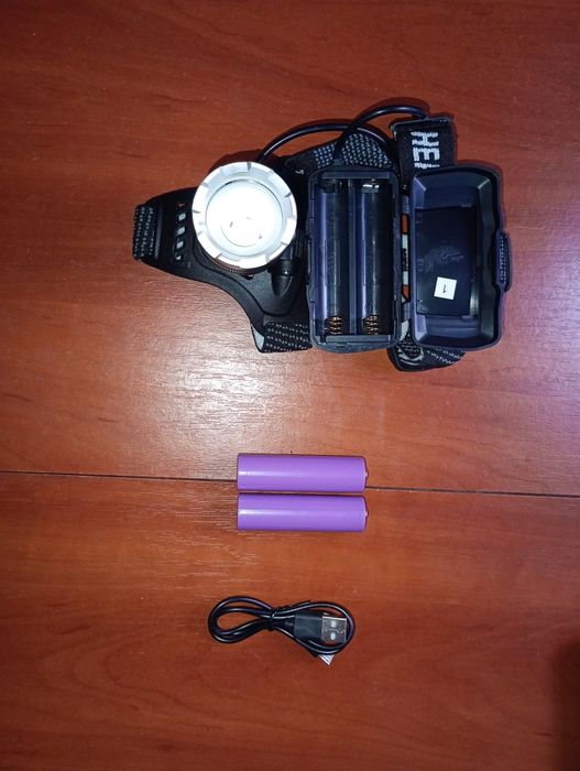Налобний ліхтар USB,3 режими,водозахист IPX4,комплект акумуляторів.