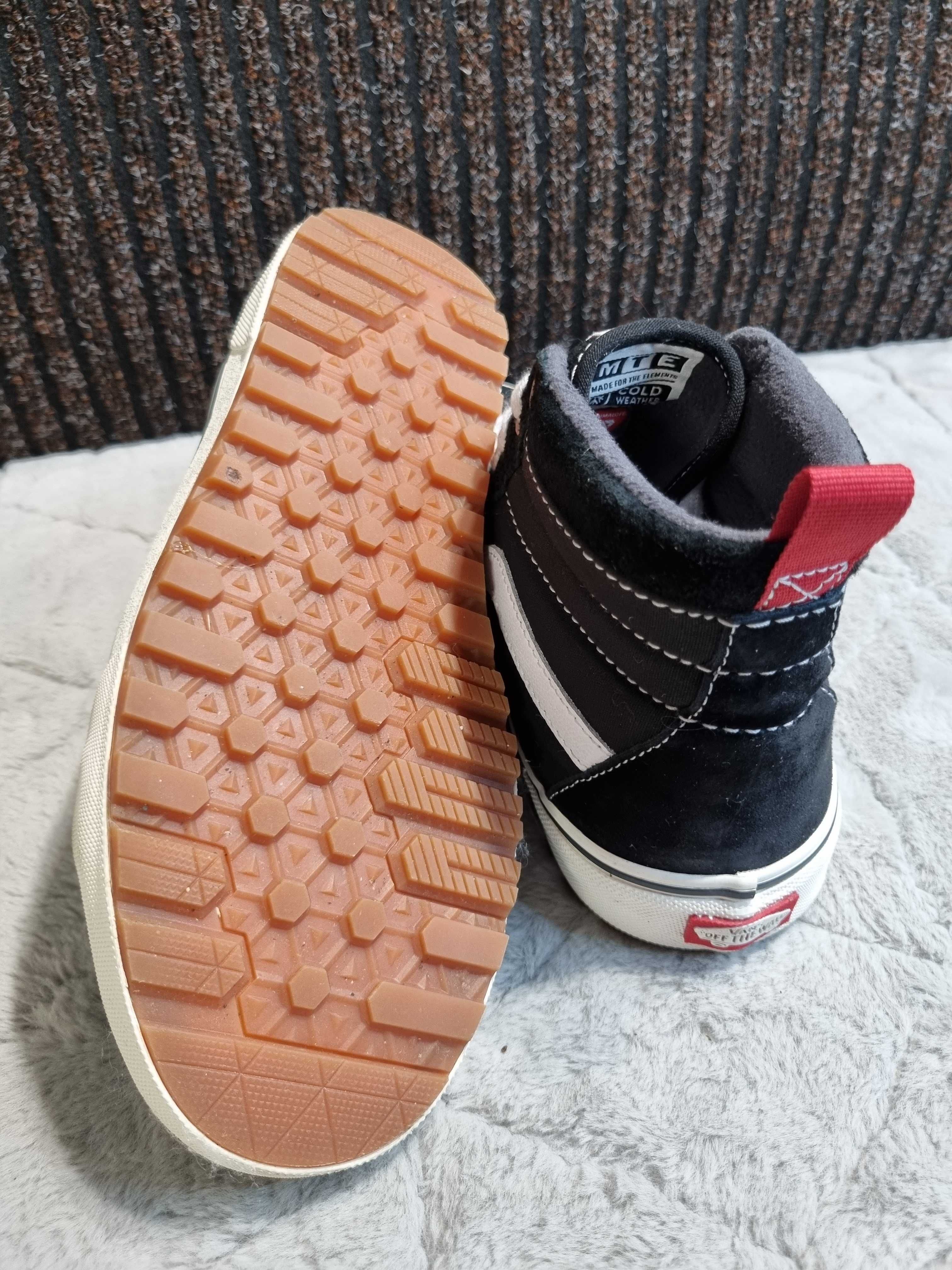 Buty Vans Sk8-Hi Mte-1, 39