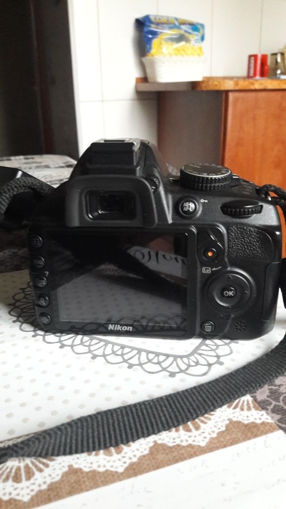 Продам Nikon 3100