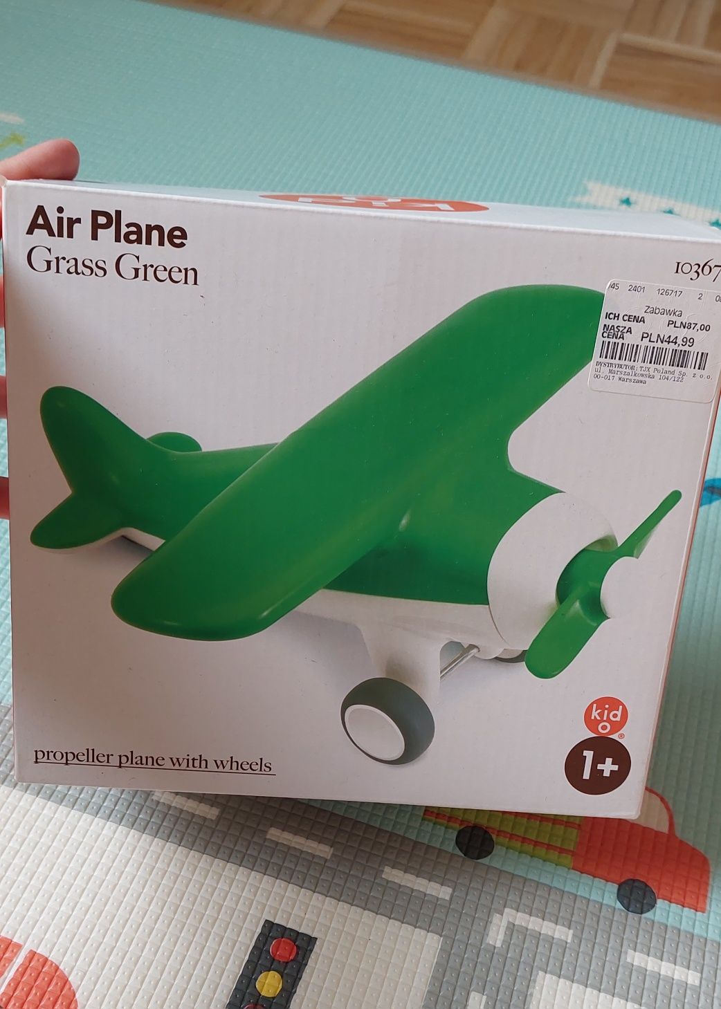 Zielony samolot do zabawy dla maluszków