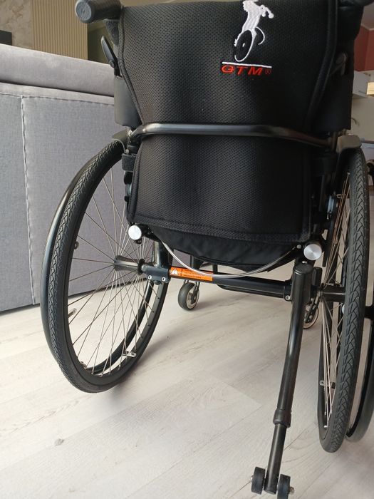 Sprzedam nowy wózek inwalidzki