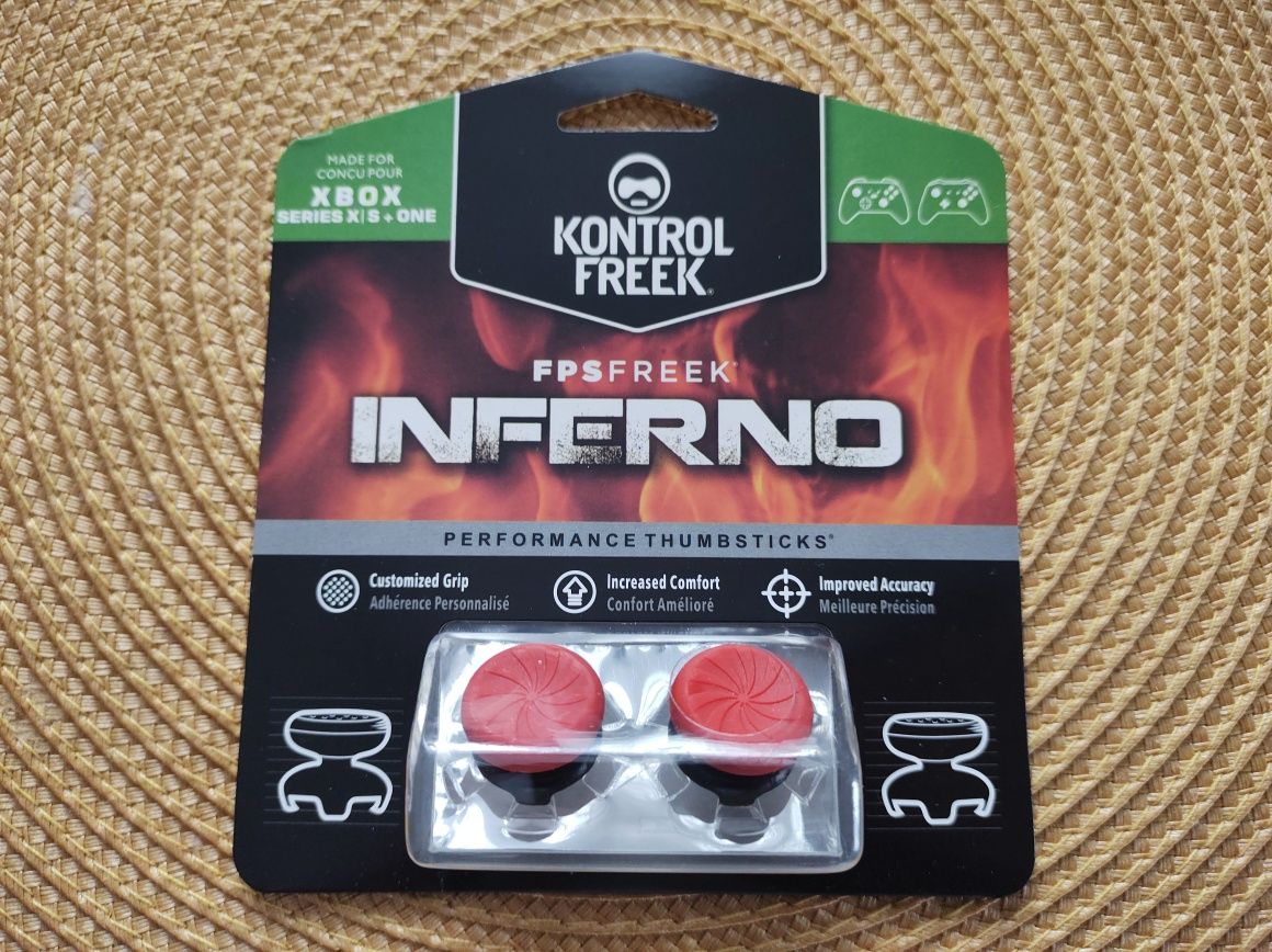 Nowe nakładki Kontrol Freek na pada Xbox ONE / SERIES.