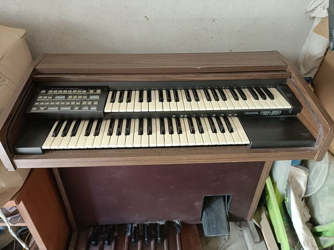Órgão Viscount/Piano de parede