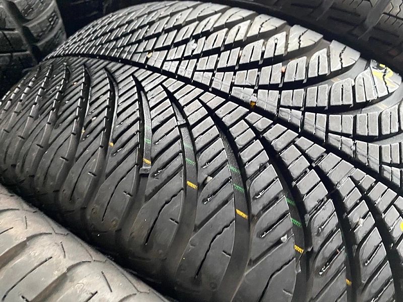 215/55r17 Goodyear Vactor 4S gen2_8mm_4szt_(131)
