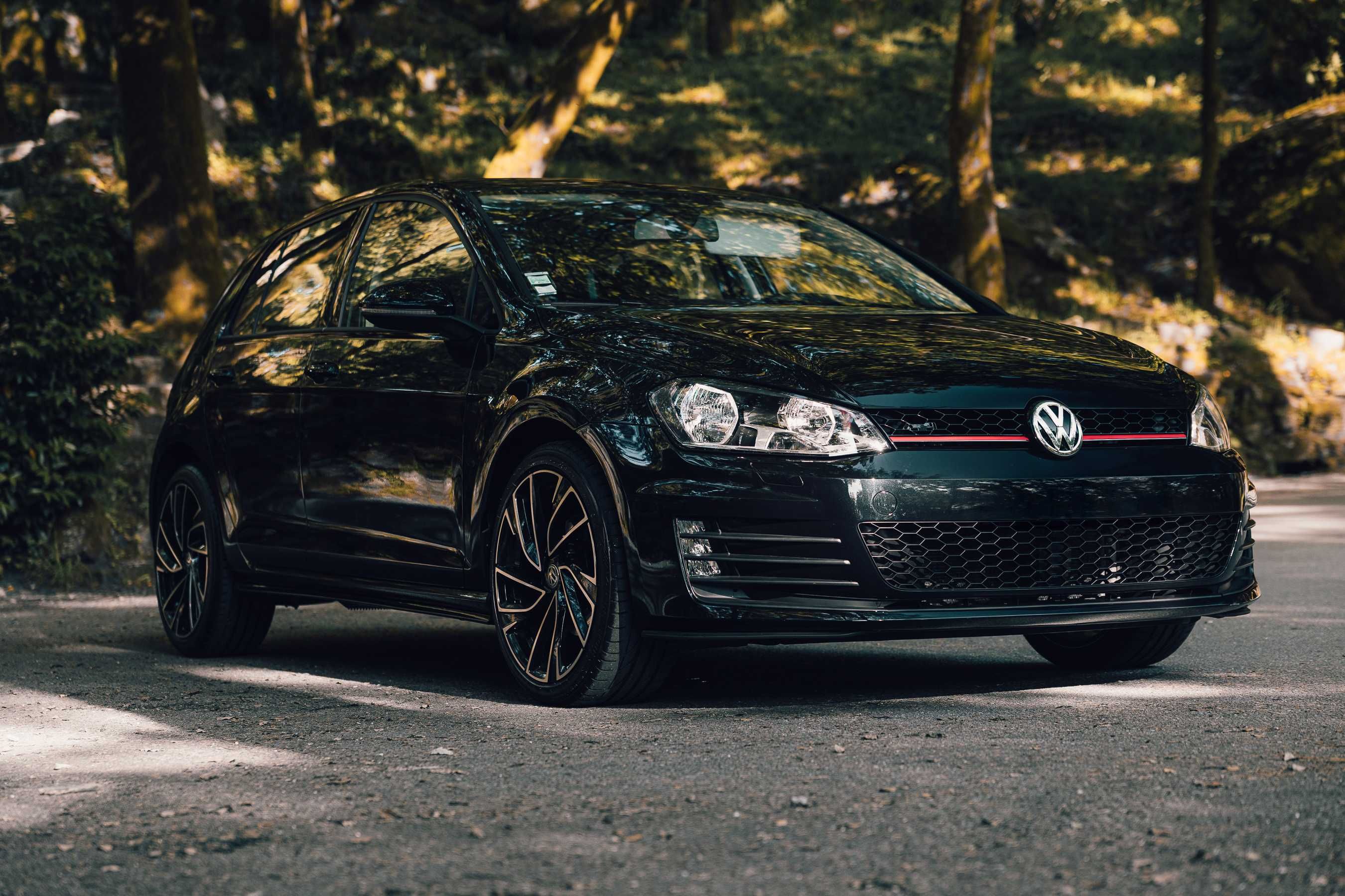 Volkswagen Golf 7 CARAT 1.6 TDI (105cv)