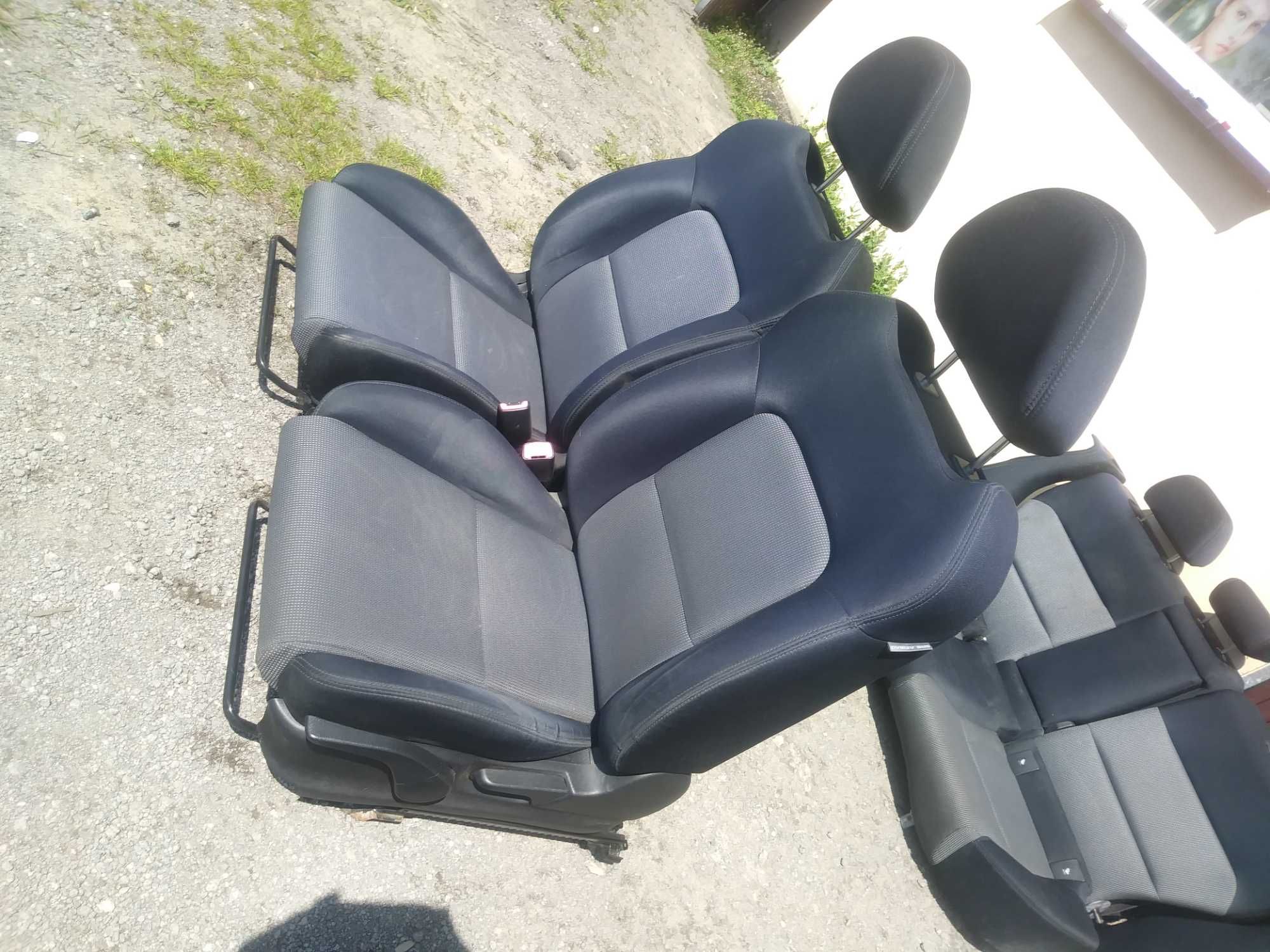 Subaru Legacy 4 IV Fotele przód i kanapa Tył KOMBI Komplet - Grzane