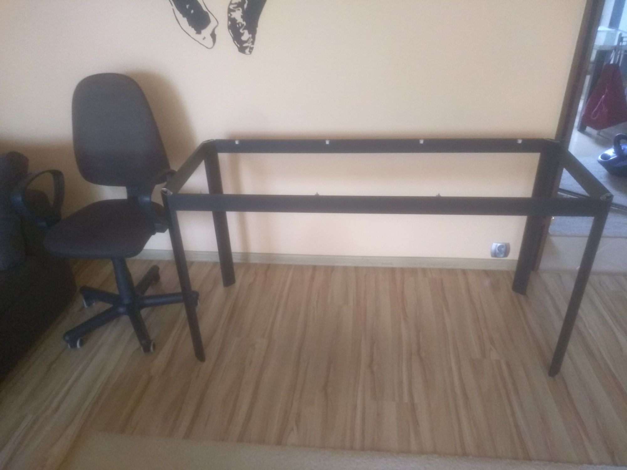 Stelaż czarny pod biurko stół solidny tanio