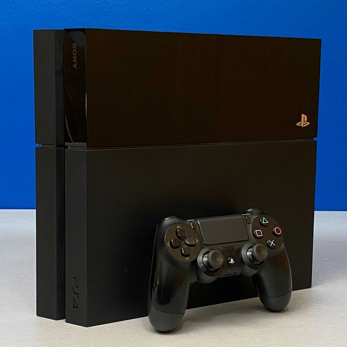 PS4 500GB + Comando