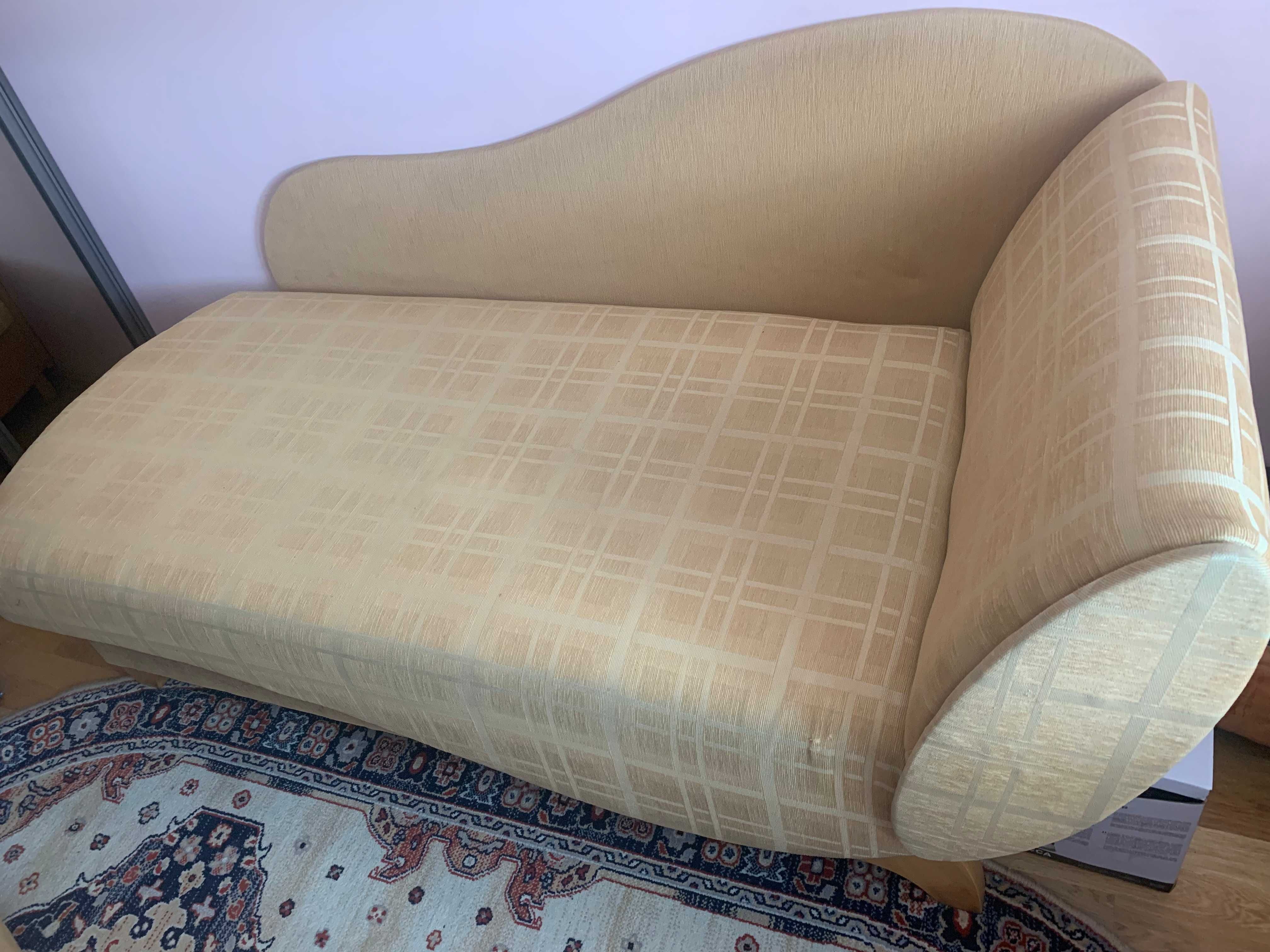 Sofa jednoosobowa Nel z Meblotapu Poj.na pościel reg. zagłówek