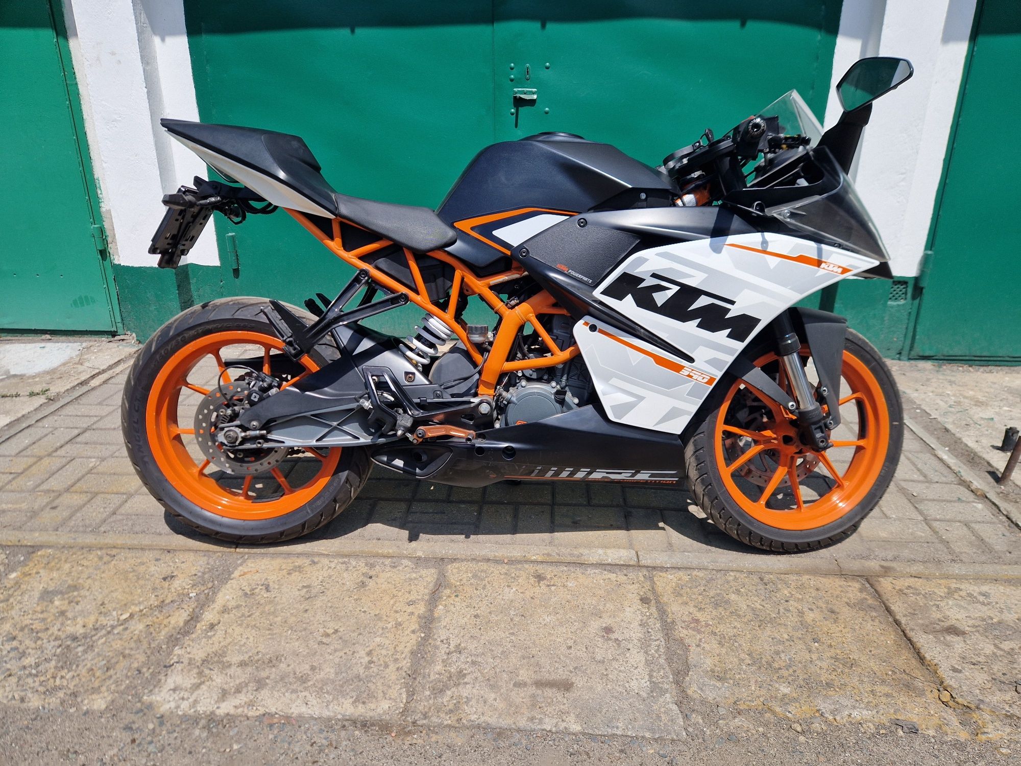 Motocykl KTM RC 125 ABS A1/B