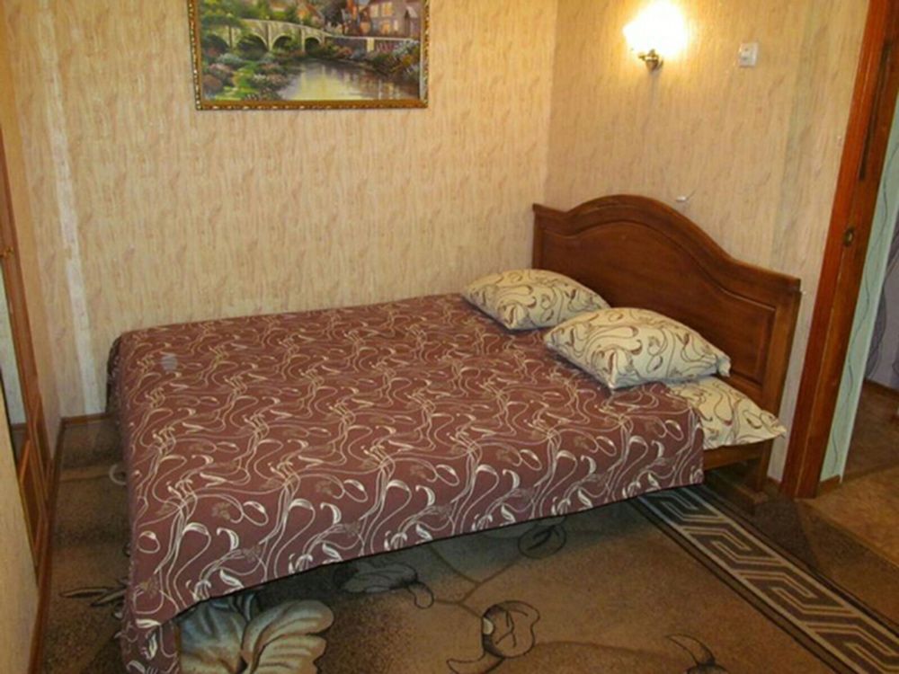 Сдам 1-комнатную на пр.Мира долгосрочно