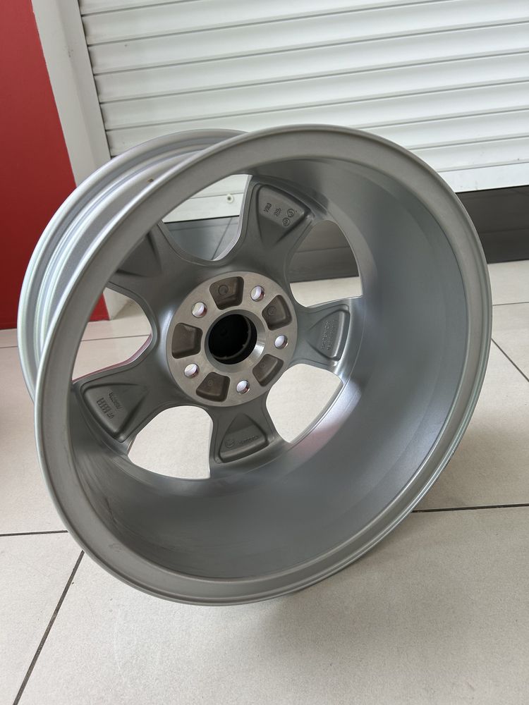 Диск колеса легкосплавний 1Z06010257ZS Skoda Octavia 6. 5" X 15" 5X112