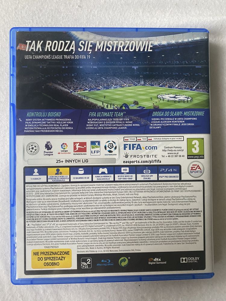 Gra FiFa 19 na Ps4