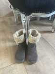 Skorzane kozaki Clarks jak nowe