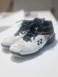 Buty yonex jak nowe