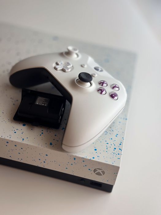 2 Comandos Xbox + bateria + fio