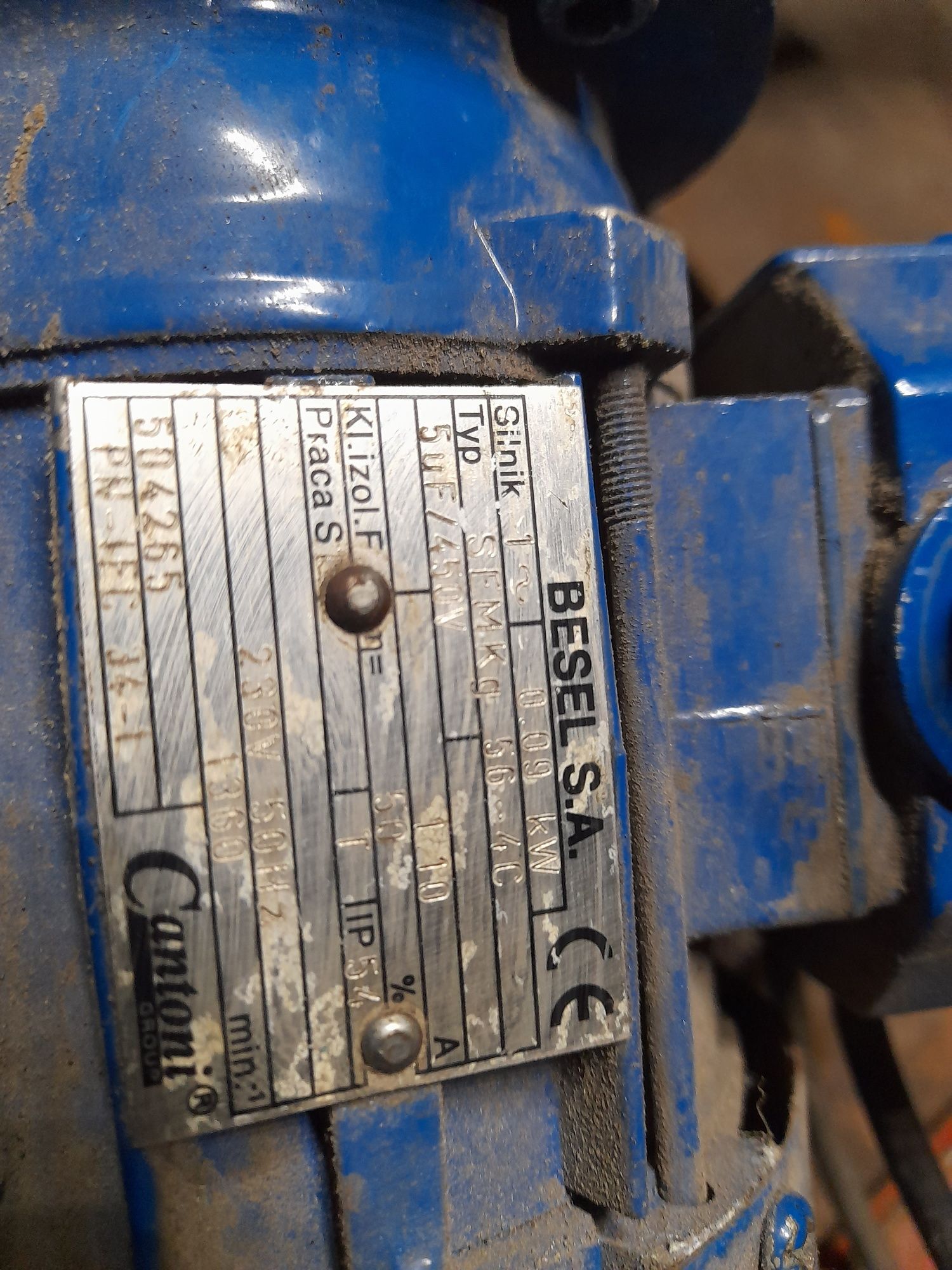 Motoreduktor 0,09KW 220V