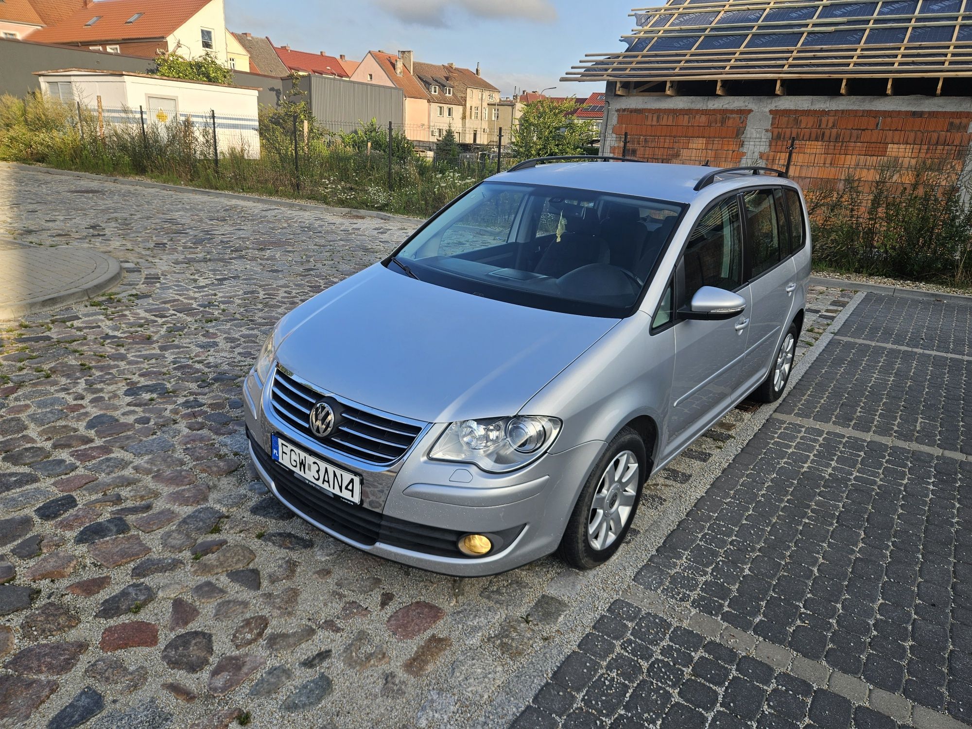 Volkswagen Touran 2.0 TDI BMM,xenon, navi.