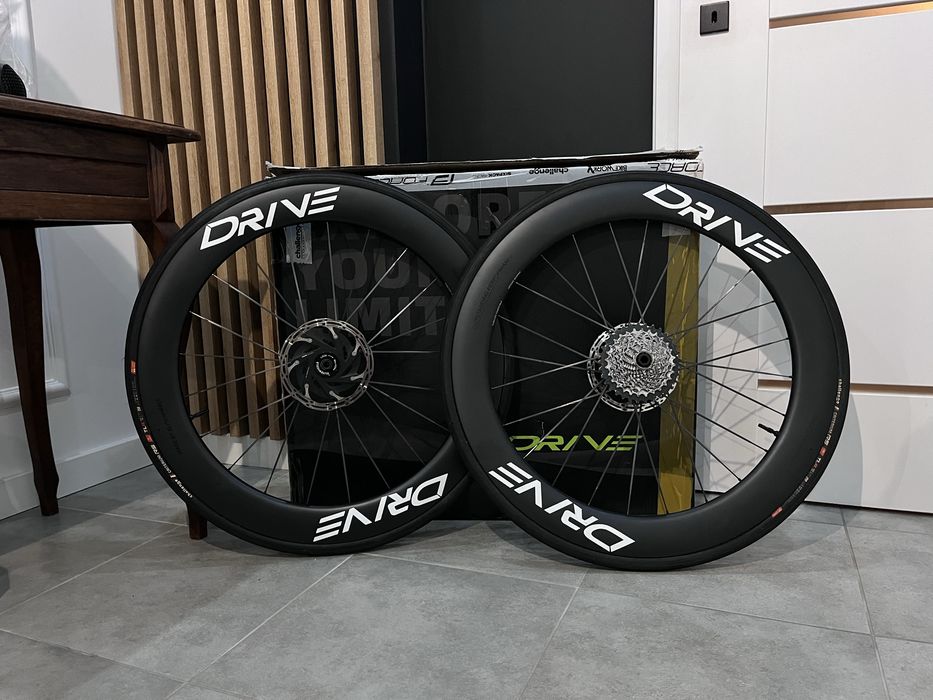 Koła karbonowe Elitewheels Drive 65D Sram