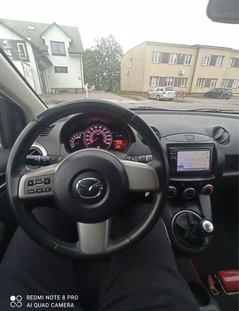 Mazda 2 1.6 90km