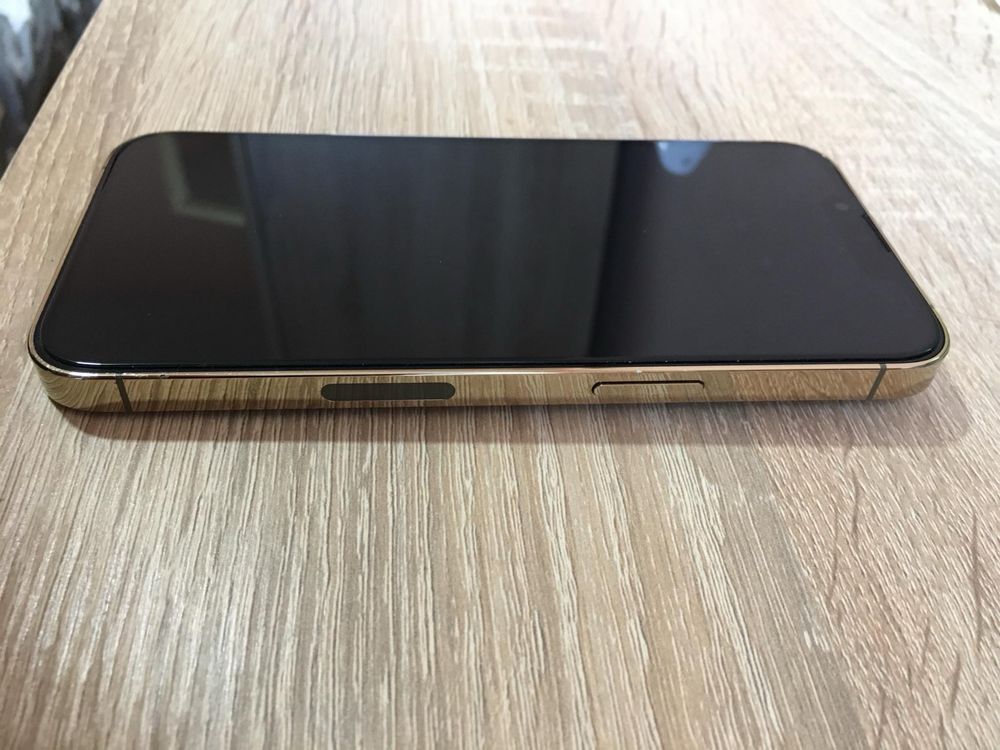 продам iphone 13 pro