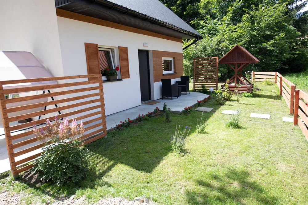 DOM całoroczny wynajem HARBUTOWICE BALIA Święta wolne 10 osób