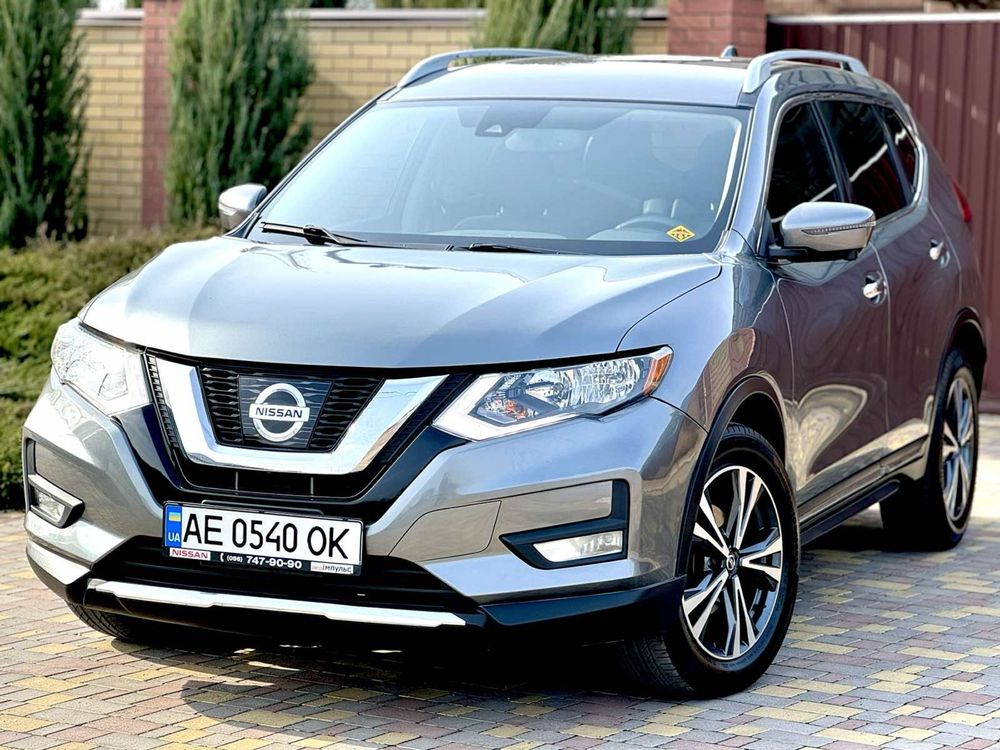 Продам Nissan Rogue SL