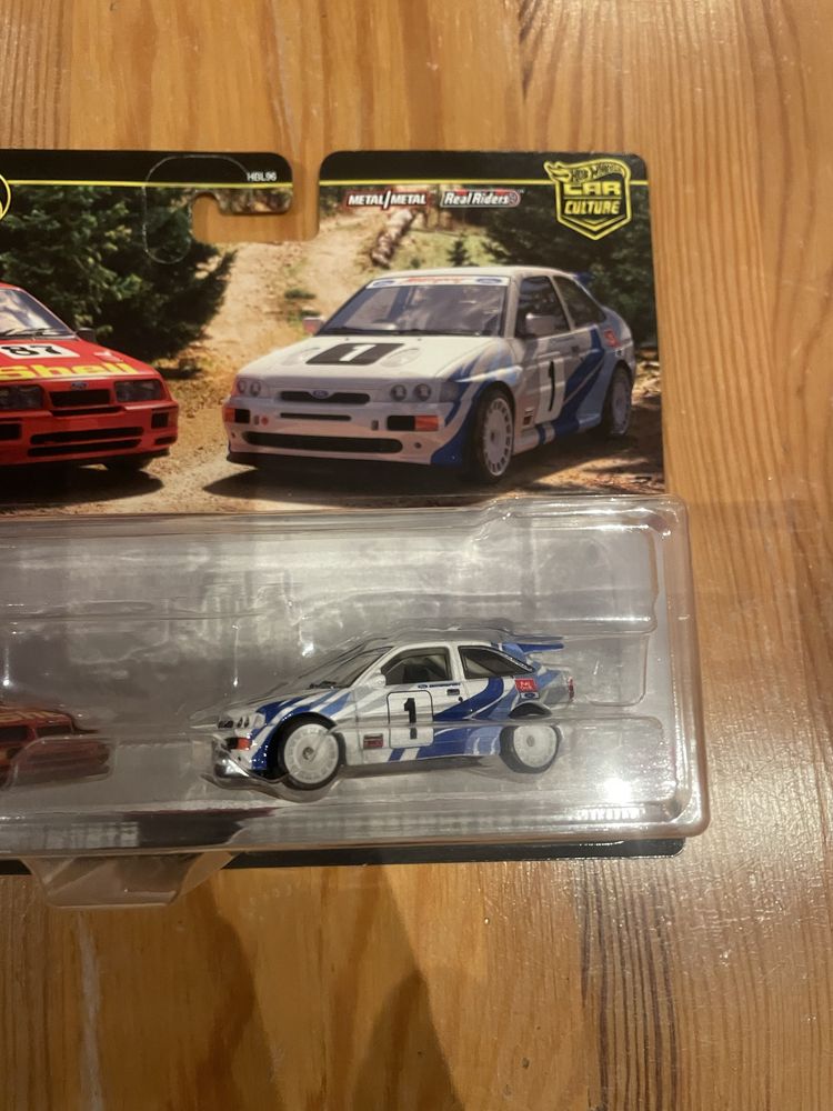 Hot Wheels Premium Culture CAR 2-pack 87 Ford Sierra / 93 Ford Escort