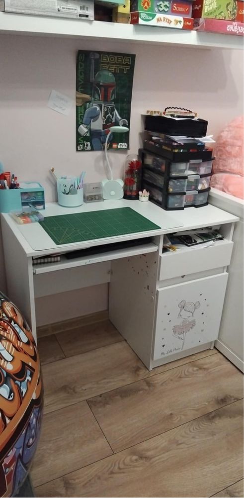 Meble dla dziewczynki + biurko gratis