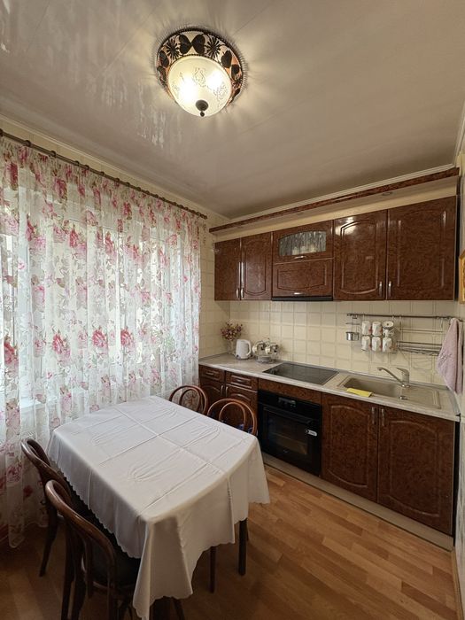 Продам 3-х комнатную квартиру на холодной горе