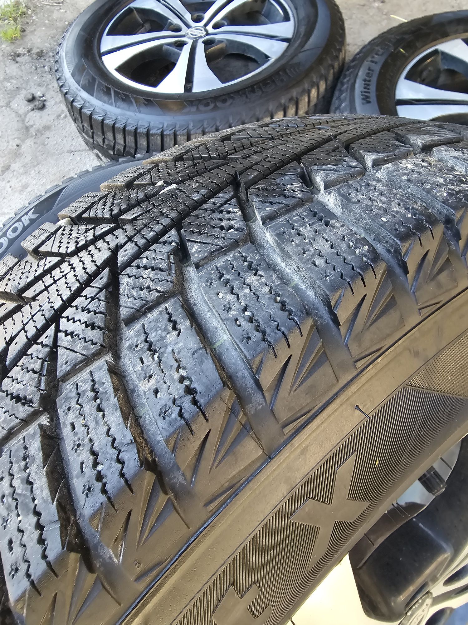 Резина hankok 225/65r17 зима